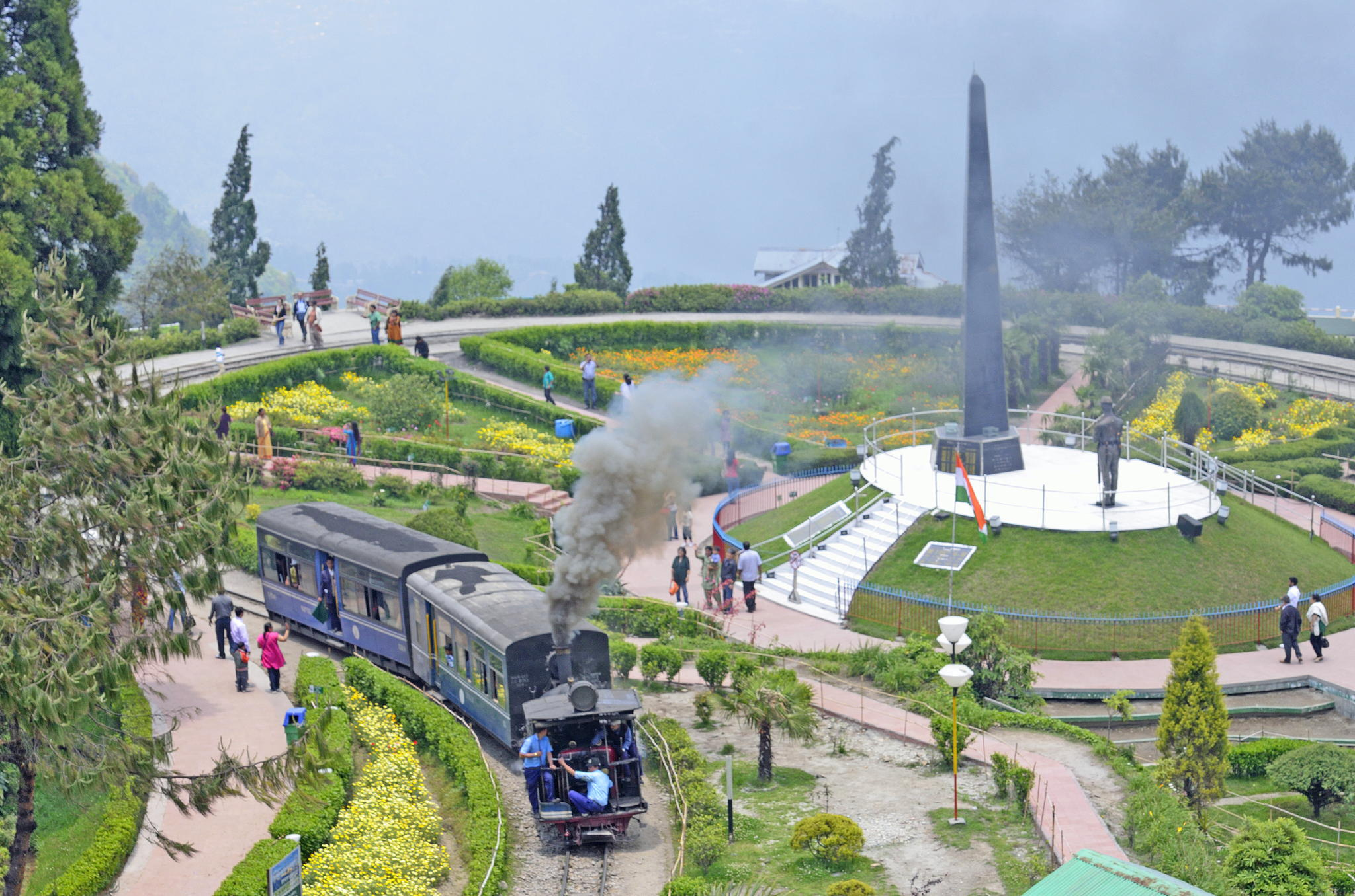 8-best-tourist-places-to-visit-in-and-near-darjeeling-only-in-your
